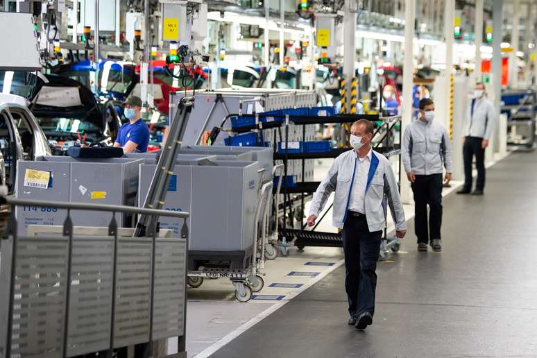 Fábrica da Volkswagen em Wolfsburg, Alemanha    Swen Pfoertner/Pool via REUTERS/File Photo