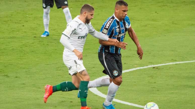 Verdão bateu o Grêmio por 1 a 0 em Porto Alegre (Foto: Agência LANCE!)