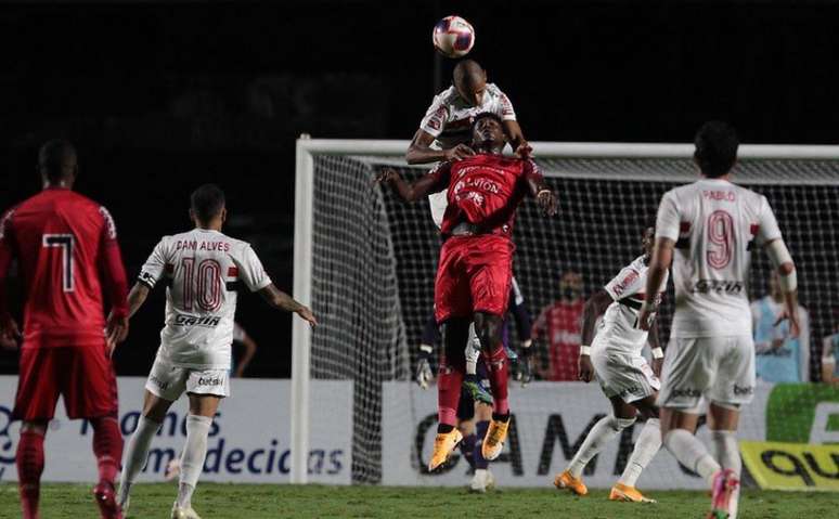 São Paulo sofreu gols em todos os jogos de 2021 (Foto: Rubens Chiri / saopaulofc.net)