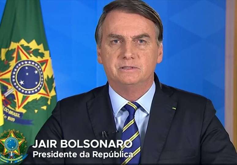 Presidente Jair Bolsonaro em pronunciamento oficial nesta quarta, 8