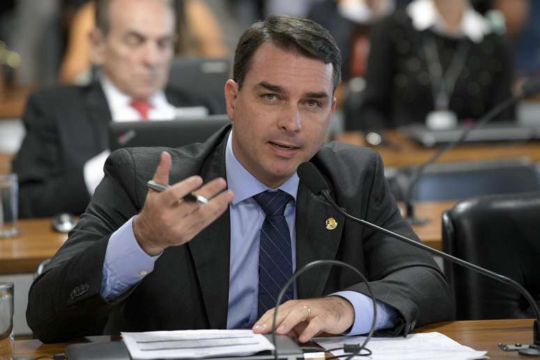 MP do Rio encerra grupo que investiga caso das 'rachadinhas'
