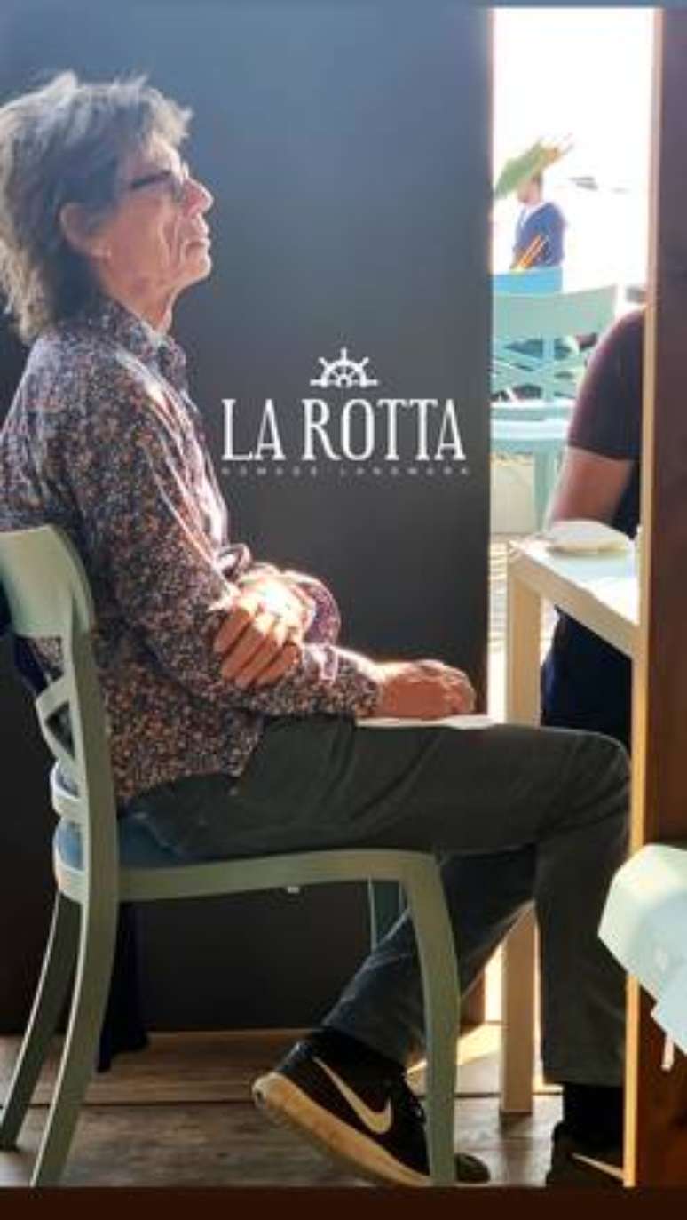 Mick Jagger teve dia de turista em Agrigento, na Itália