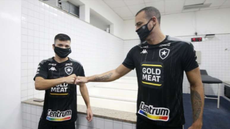 Ronald e Pedro Castro estão confirmados (Foto: Vitor Silva/Botafogo)