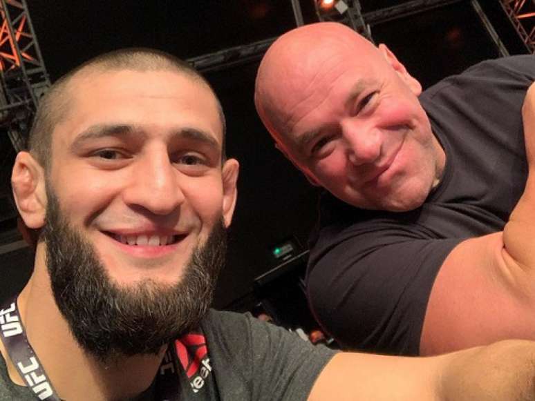 Dana White é fã declarado de Chimaev, de apenas 26 anos, que vem brilhando no UFC (Foto: Reprodução/Instagram)