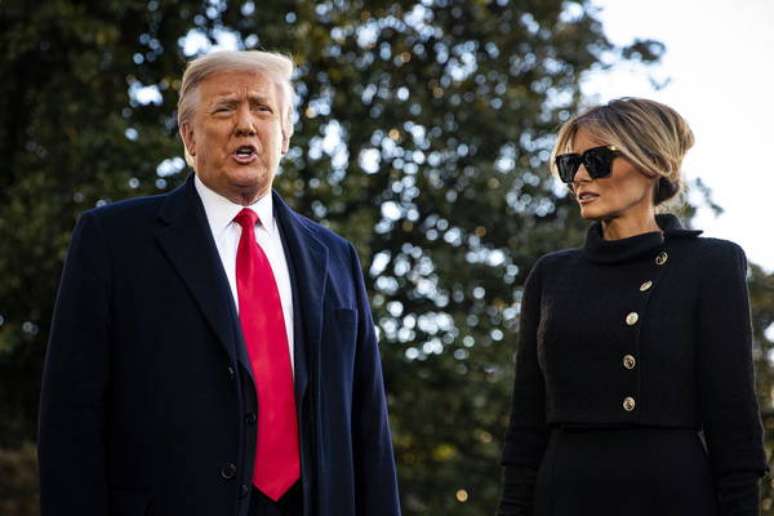 O casal Trump teria sido vacinado ainda na Casa Branca