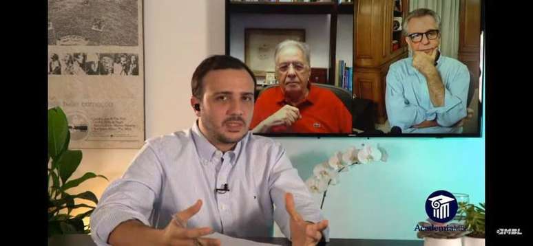 O ativista Renan Santos, um dos l&iacute;deres do MBL, durante curso online oferecido pelo movimento com FHC e Andrea Matarazzo