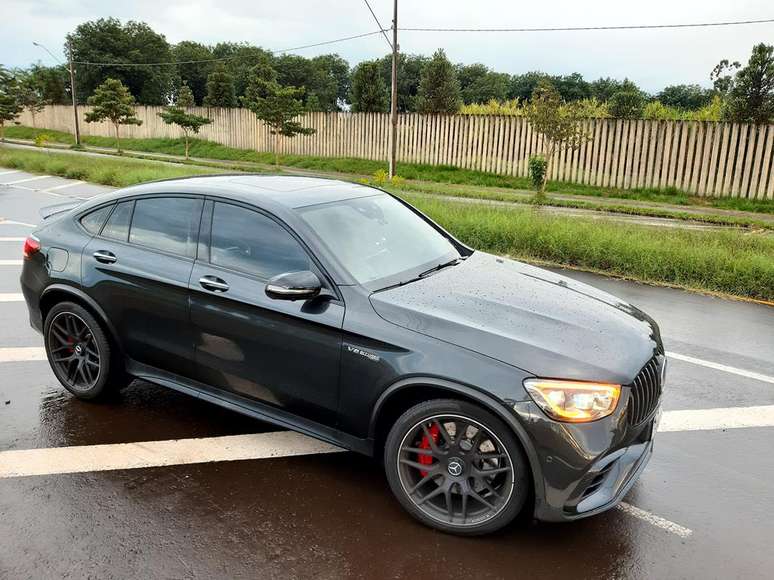 Mercedes-AMG numa foto em Londrina (PR) durante nossa avaliação de 1.200 km.