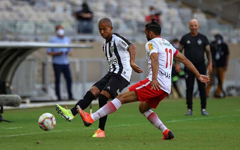 Galo e Tombense repetem duelo da última final do Estadual, quando decidiramo título de 2020-(Foto: Bruno Cantini e Pedro Souza / Agência Galo / Atlético)