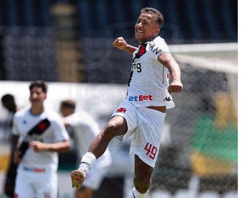 Vinícius teve oportunidades, mas não conseguiu se afirmar na temporada passada (Rafael Ribeiro/Vasco)