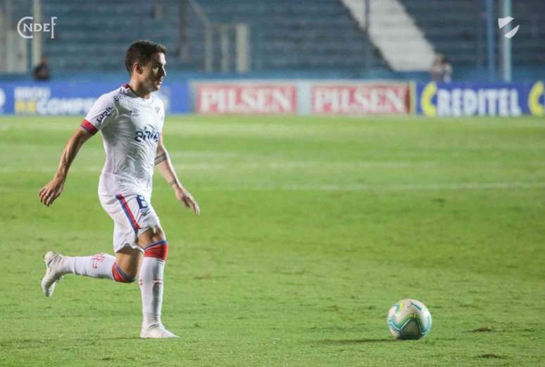 Gabriel Neves é alvo do São Paulo para o meio-campo (Foto: Reprodução/Twitter/Nacional)