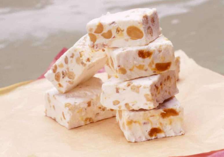 Guia da Cozinha - Torrone: op&ccedil;&otilde;es deliciosas com o doce italiano para fazer em casa