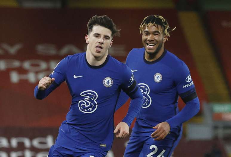 Mason Mount comemora gol do Chelsea
 4/3/2021    Pool via REUTERS/Phil Noble