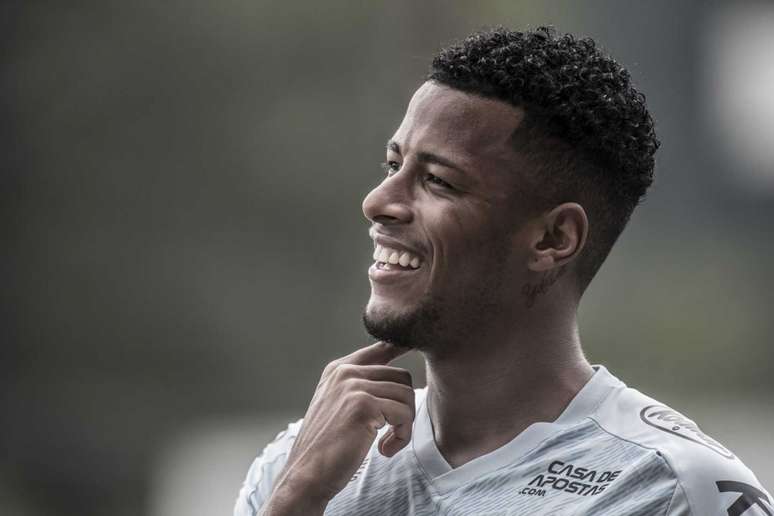 Arthur Gomes foi revelado nas categorias de base do Santos (Foto: Ivan Storti/Santos)