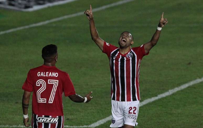 Rojas comemora gol pelo São Paulo (Foto: Rubens Chiri/ São Paulo FC)
