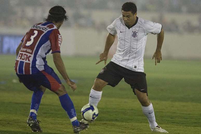 Ronaldo estreou pelo Corinthians contra o Itumbiara pela Copa do Brasil (Foto: Daniel Augusto Jr./Ag. Corinthians)