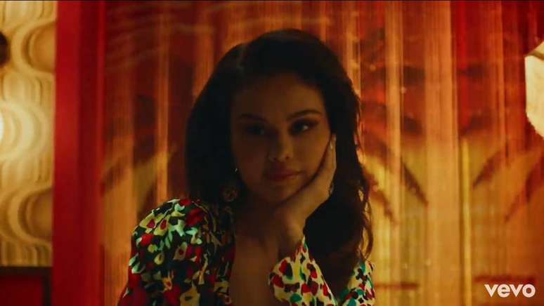 Selena Gomez no clipe de 'Selfish Love', lançado nesta sexta-feira, 5, em parceria com DJ Snake