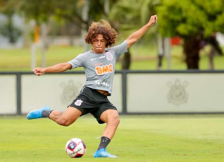 Biro é um dos destaques do time sub-17 do Timão (Foto: Rodrigo Coca/Ag.Corinthians)