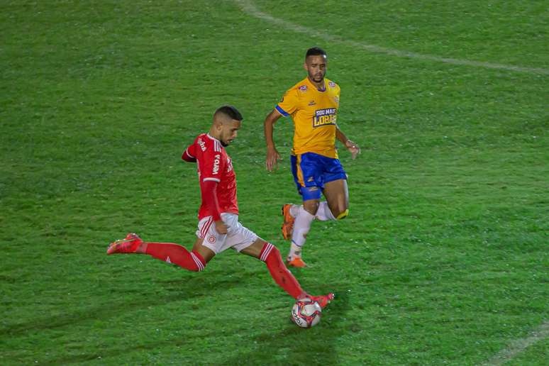 Inter sofre gol no fim e fica apenas no empate com o Pelotas pelo Gauchão