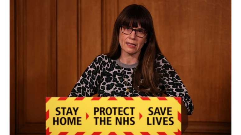 Susan Hopkins, responsável pela estratégia contra a covid do governo inglês, disse que o sistema de saúde público britânico deve estar "preparado" para surtos de gripe e outras doenças semelhantes