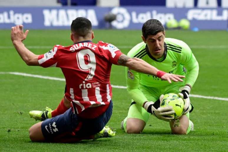 Suárez marcou o primeiro gol da partida (Foto: JAVIER SORIANO / AFP)