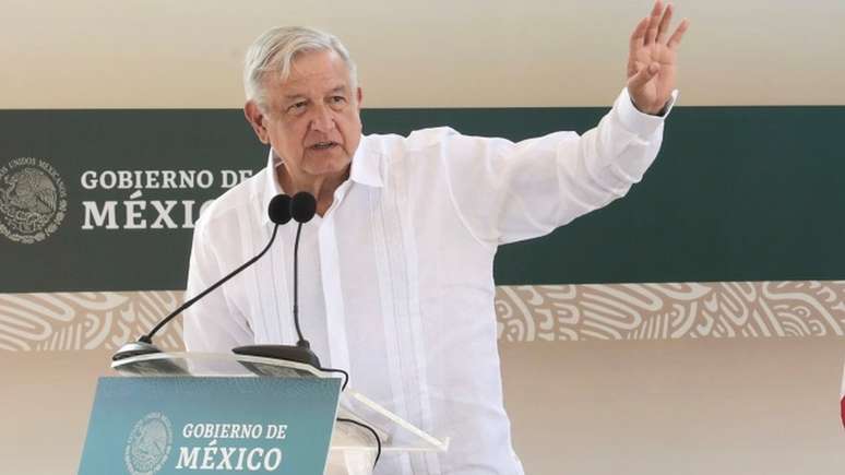 Presidente López Obrador disse que muro 'não é por medo das mulheres, é por precaução'