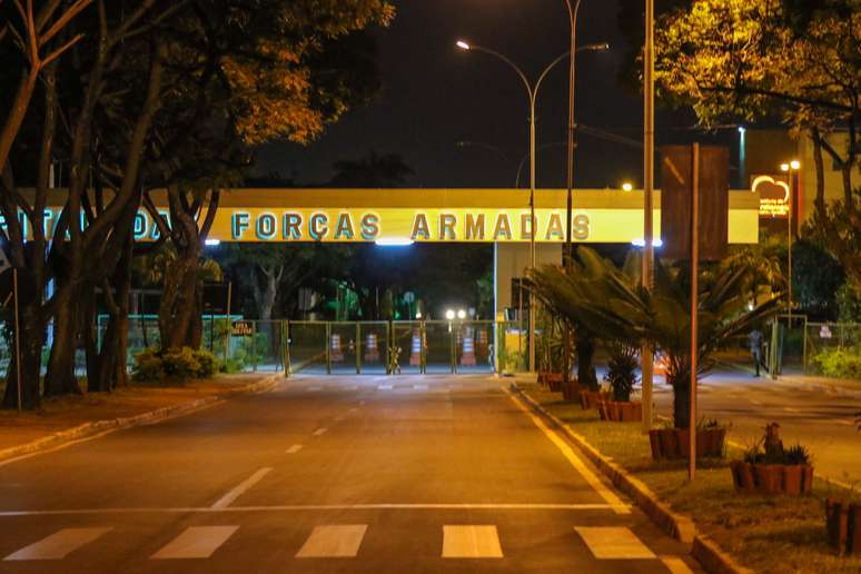 Vista da fachada do Hospital das Forças Armadas em Brasília 