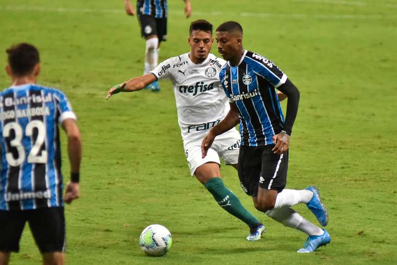 Jean Pyerre foi titular no jogo de ida contra o Palmeiras