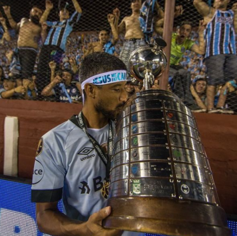Léo Moura foi campeão da Libertadores com o Grêmio, em 2017 (Foto: Reprodução)