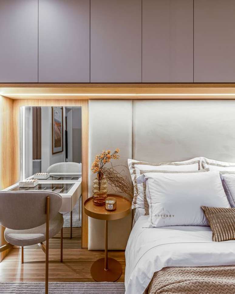 7. Cores de móveis para quarto moderno com penteadeira – Foto Decor Salteado