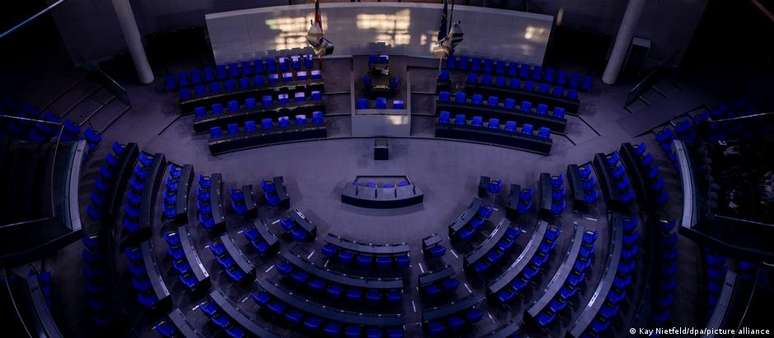Bundestag em Berlim; onde as leis da Alemanha são engendradas