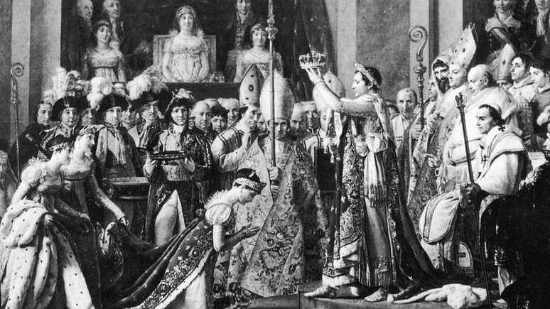 Em 2 de dezembro de 1804, Napole&atilde;o coroou a Imperatriz Josefina na Catedral de Notre Dame
