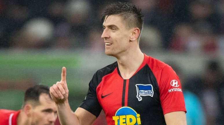 Piatek assinou com o Hertha Berlin após sair do Milan (Foto: Divulgação / Site oficial do Hertha Berlin)