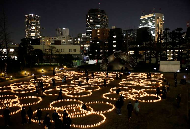 Jap&atilde;o marca 10 anos de trag&eacute;dia de Fukushima, em T&oacute;quio
11/3/2021 REUTERS/Issei Kato
