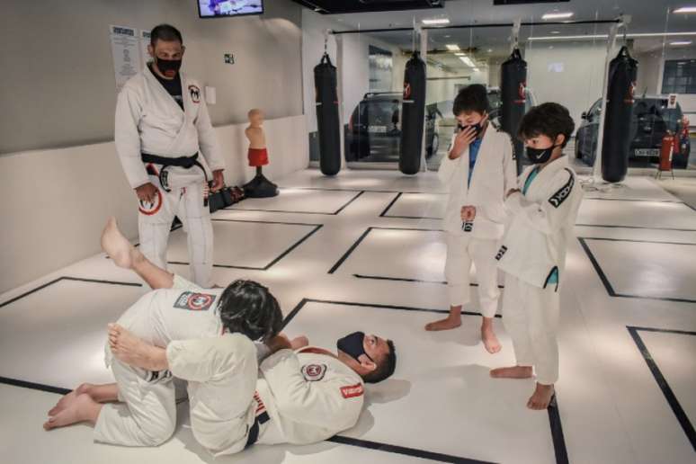 Rogério Minotouro ressaltou os benefícios das artes marciais do programa Team Nogueira Kids (Foto: divulgação)