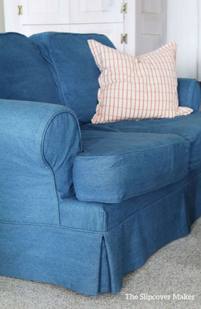 35. Capa de sofá azul para renovar o ambiente – Foto Slip Cover Maker