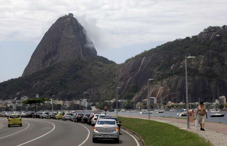 Motoristas de aplicativos durante manifesta&ccedil;&atilde;o da categoria em 2017, no Rio de Janeiro 
30/10/2017
REUTERS/Ricardo Moraes