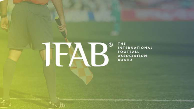 A IFAB é o órgão responsável pela manutenção das regras do futebol (Foto: Divulgação / IFAB)