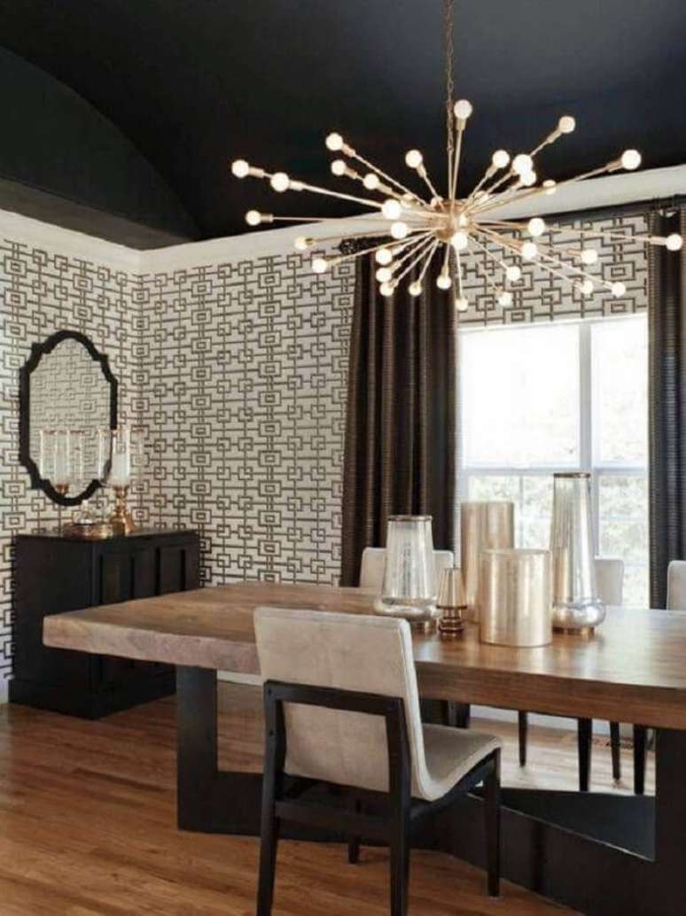 28. Luminária moderna para decoração de sala de jantar com mesa de madeira diferente – Foto domino magazine