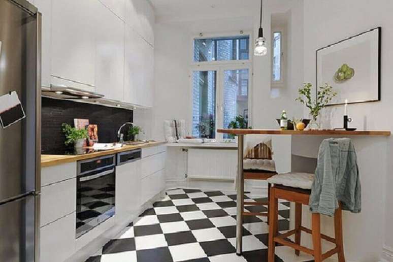 58. Piso preto e branco xadrez para cozinha planejada em L – Foto Pinterest