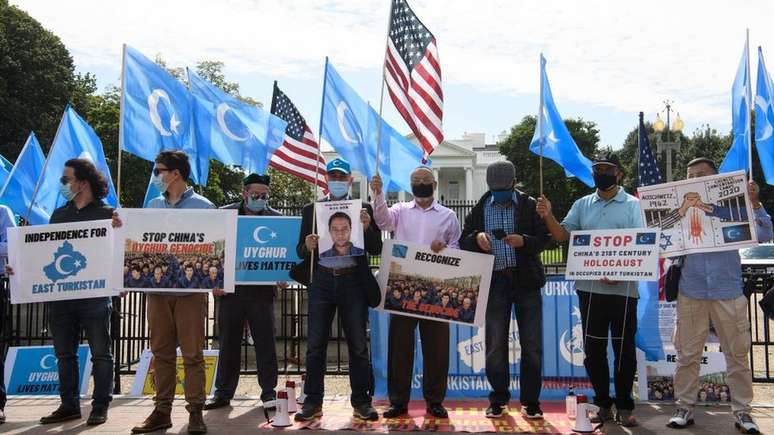 Tratamento de Pequim emr rela&ccedil;&atilde;o &agrave; minoria uigur foi chamada pelos Estados Unidos de 'genoc&iacute;dio'
