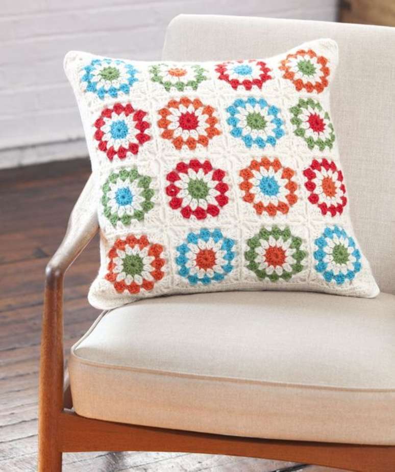33. Tecido para almofada com croch&ecirc; &ndash; Foto Organize sem frescuras