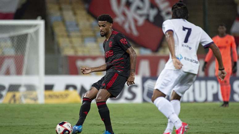 De La Cruz apresenta credenciais em estreia no Flamengo; veja como foi