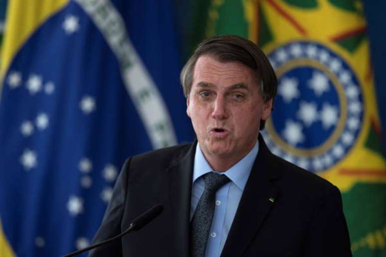 Bolsonaro é condenado a indenizar repórter por danos morais