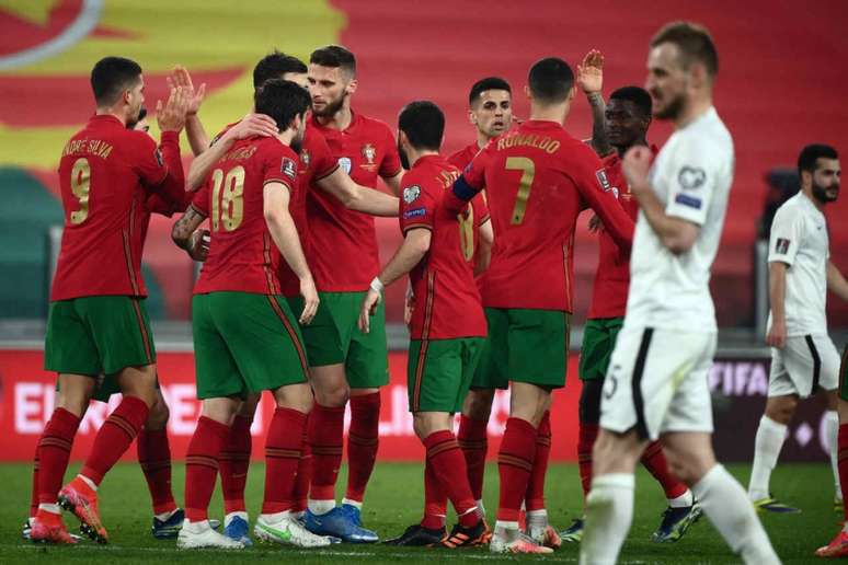 Portugal garante os três primeiros pontos nas Eliminatórias Europeias (Foto: MARCO BERTORELLO / AFP)