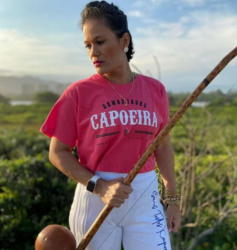 Andreia Oliveira desenvolveu linha de roupas voltada para a Capoeira (Foto: Divulgação)