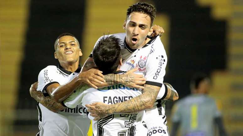 Mosquito voltou de lesão e garantiu vitória do Corinthians (Foto: Agência Corinthians)