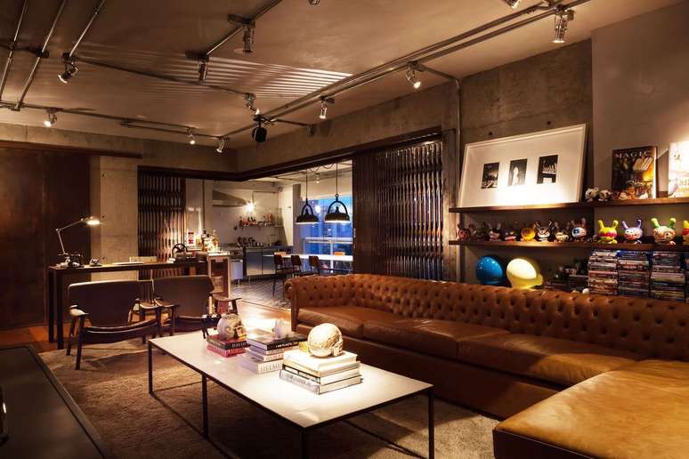 22. Porta de correr de metal para sala &ndash; Foto Pinterest