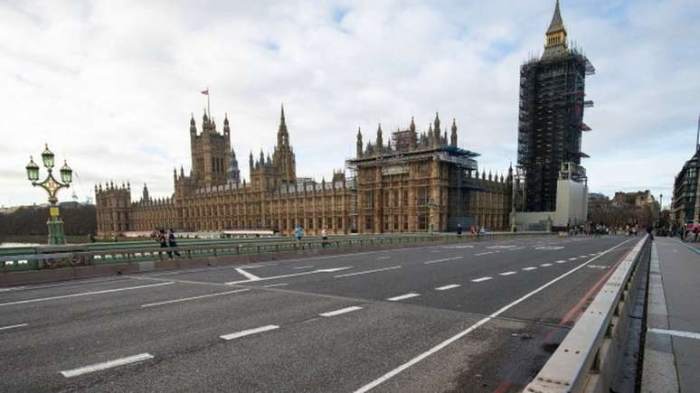 Ruas de Londres ficaram desertas durante o lockdown que foi de janeiro a março deste ano