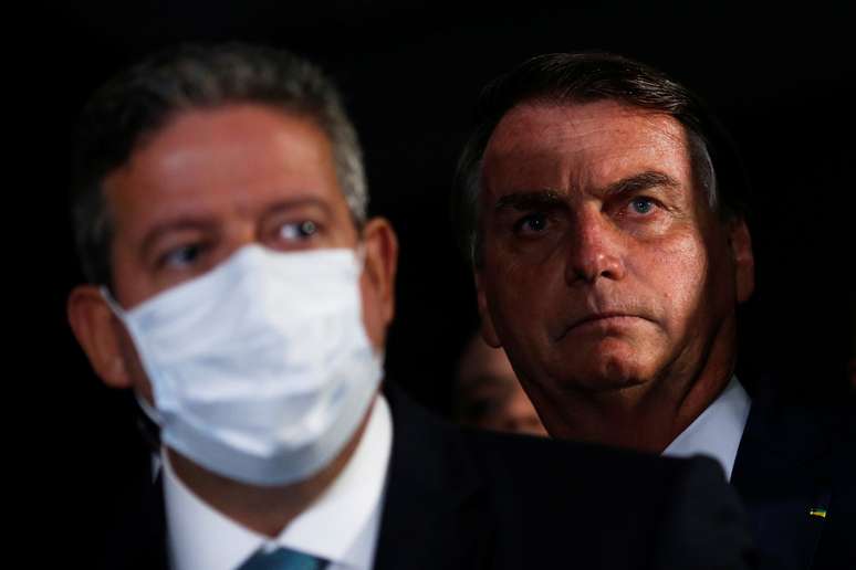 Presidente da Câmara, Arthur Lira, e o presidente Jair Bolsonaro participam de coletiva no Congresso
23/02/2021
REUTERS/Adriano Machado