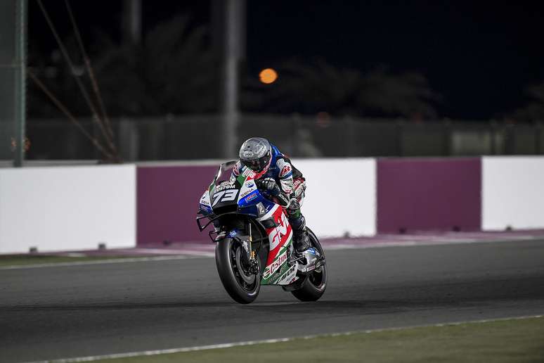 &Aacute;lex M&aacute;rquez em a&ccedil;&atilde;o na pr&eacute;-temporada em Losail 